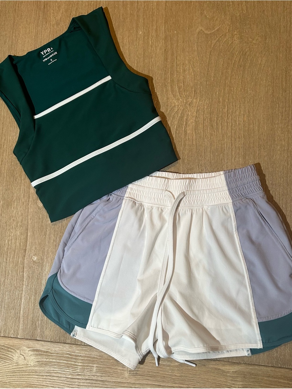Super cute, matching 2-piece workout set from A&F YPB activewear size S